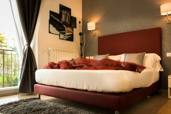 Rossovino Hotel (Como)